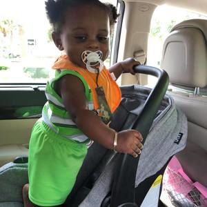 Meet your Posher, Stephanie